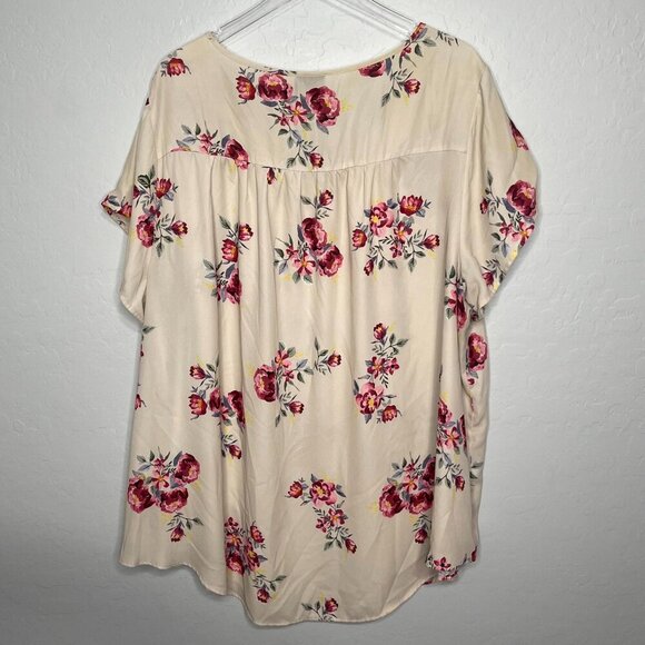 Torrid Floral Georgette Ivory Pink Blouse Top 4 4X 26 - Picture 4 of 4